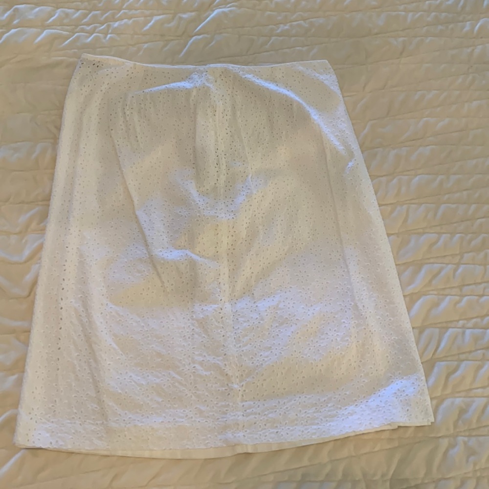 346 Brooks Brothers white eyelet skirt. Size 8